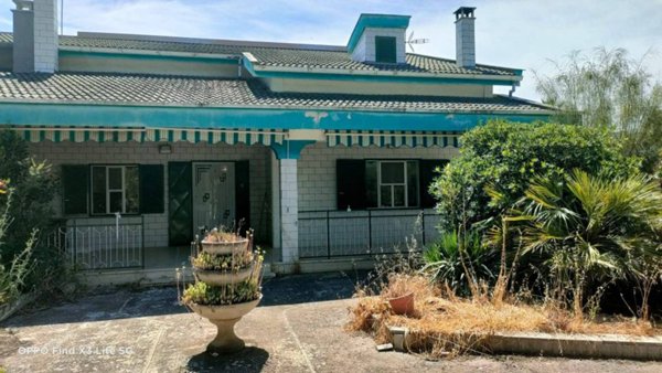 casa indipendente in vendita a Corato