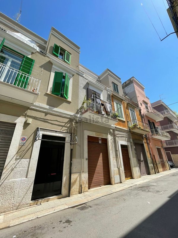 appartamento in vendita a Corato in zona Centro Storico