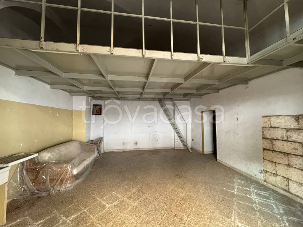 ufficio in vendita a Corato in zona Centro Storico