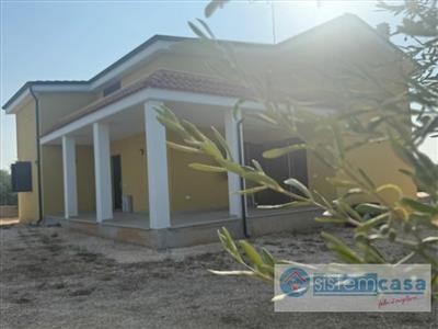 casa indipendente in vendita a Corato