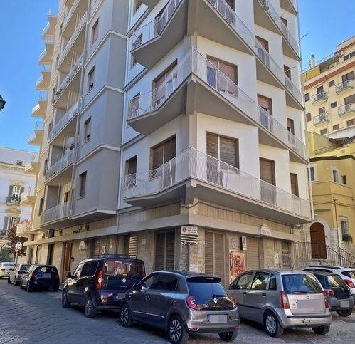 appartamento in vendita a Corato in zona Centro Storico