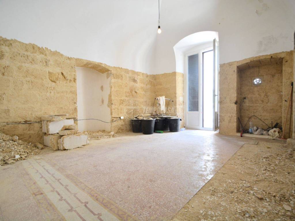 casa indipendente in vendita a Gioia del Colle