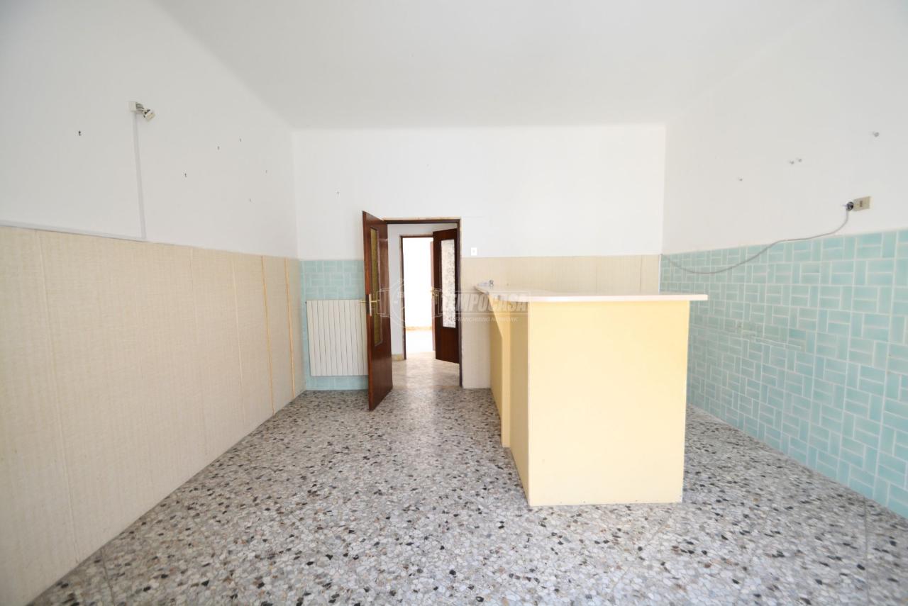 appartamento in vendita a Gioia del Colle