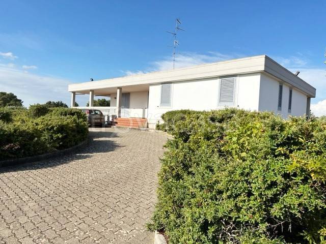 casa indipendente in vendita a Gioia del Colle