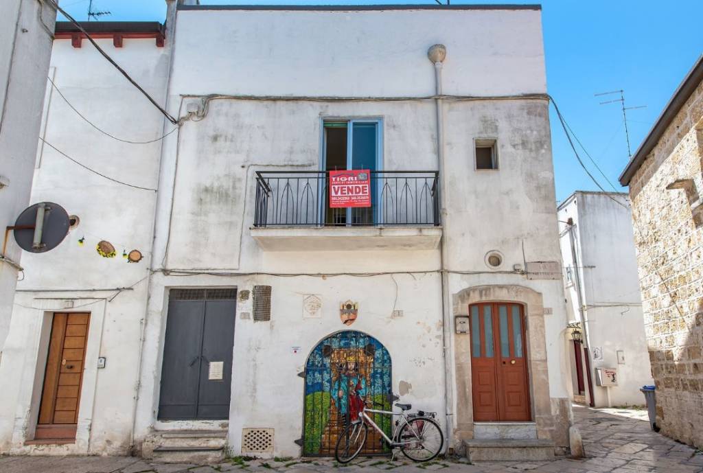 casa indipendente in vendita a Gioia del Colle