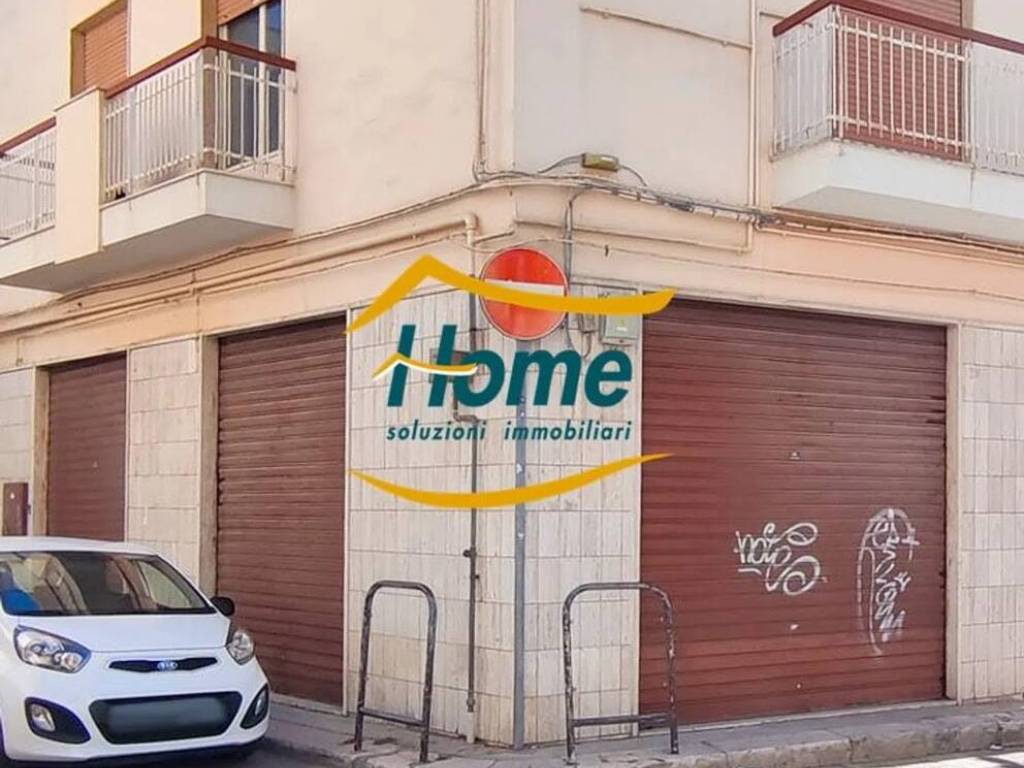 negozio in vendita a Gioia del Colle