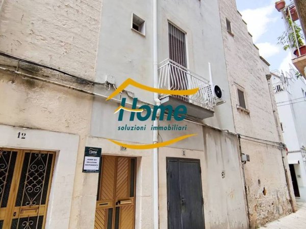 casa indipendente in vendita a Gioia del Colle