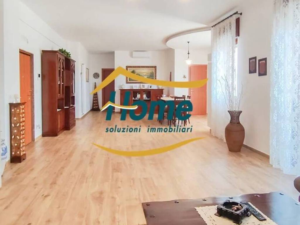 appartamento in vendita a Gioia del Colle