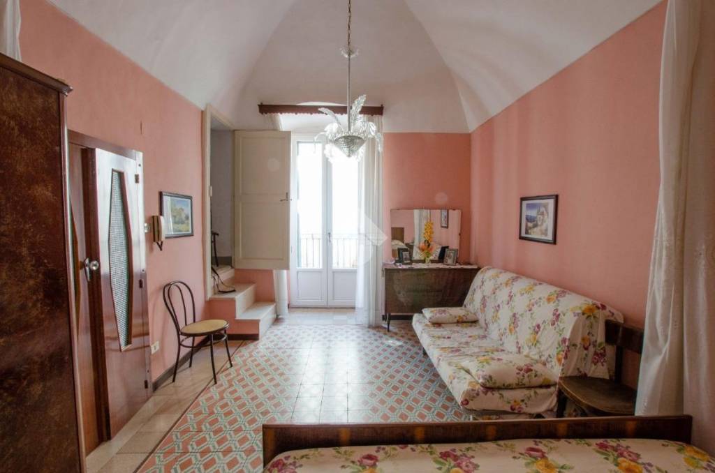 casa indipendente in vendita a Gioia del Colle