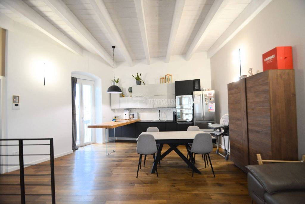 casa indipendente in vendita a Gioia del Colle
