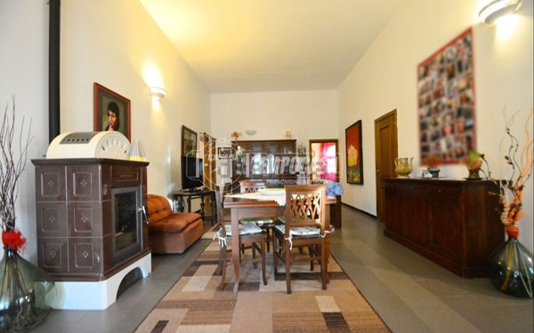 casa indipendente in vendita a Gioia del Colle