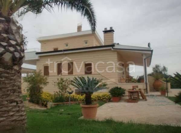 casa indipendente in vendita a Gioia del Colle