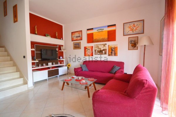 casa indipendente in vendita a Gioia del Colle