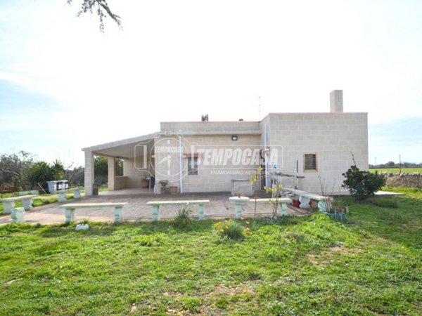 casa indipendente in vendita a Gioia del Colle