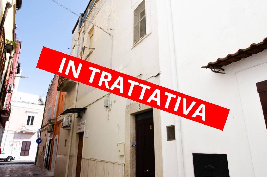 casa indipendente in vendita a Gioia del Colle