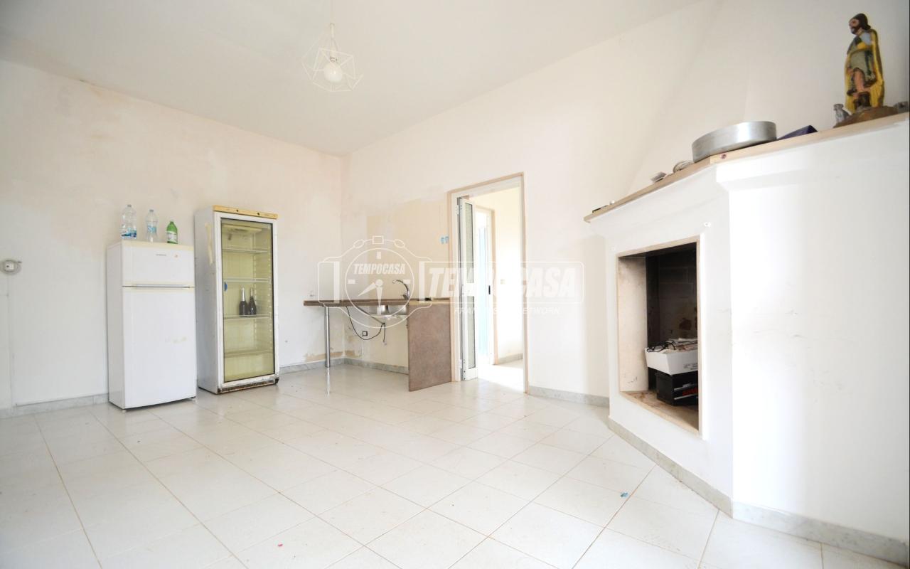 casa indipendente in vendita a Gioia del Colle