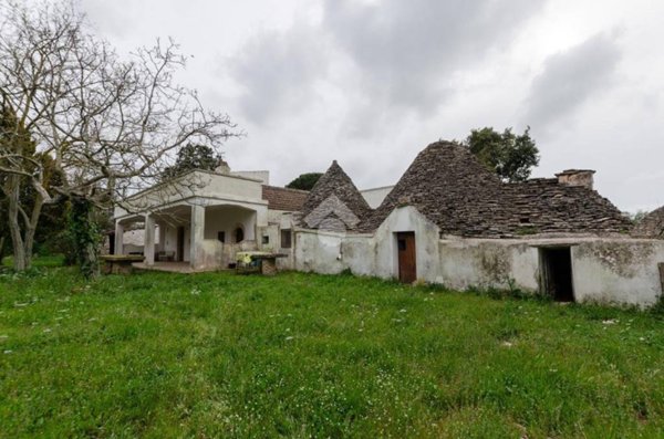 casa indipendente in vendita a Gioia del Colle