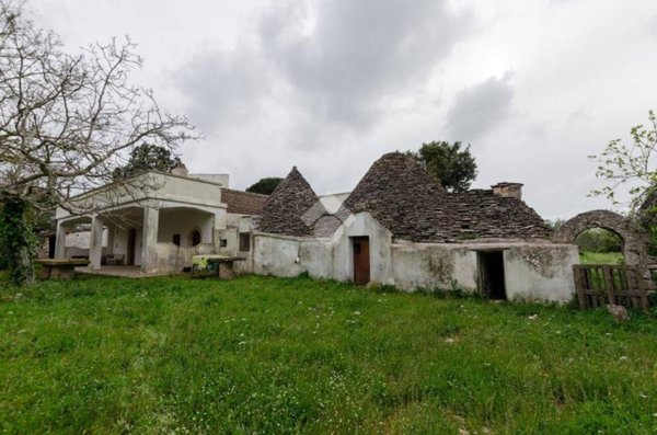 casa indipendente in vendita a Gioia del Colle