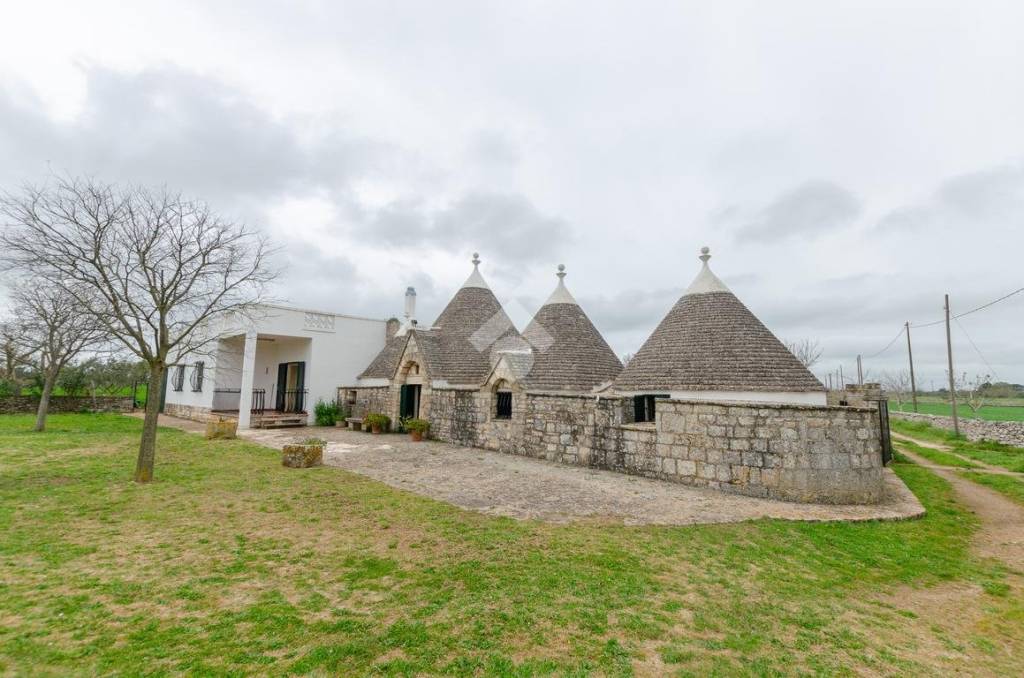 casa indipendente in vendita a Gioia del Colle