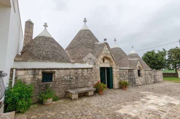casa indipendente in vendita a Gioia del Colle