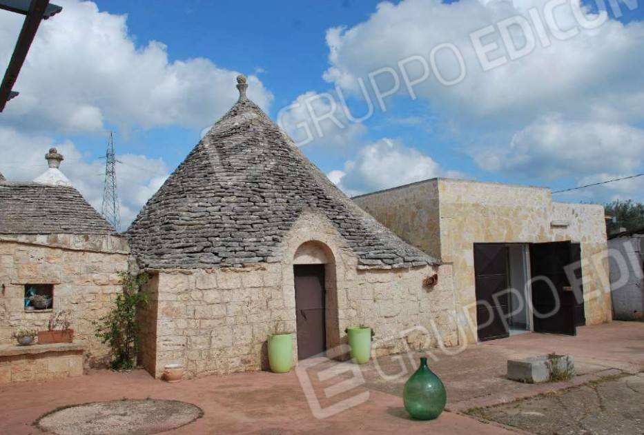 azienda agricola in vendita a Gioia del Colle in zona Masseria Santa Candida