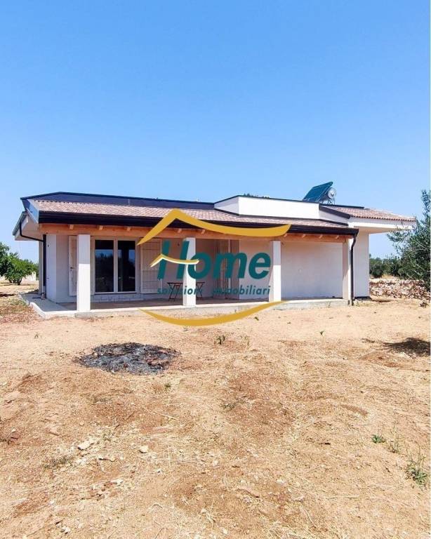 casa indipendente in vendita a Gioia del Colle