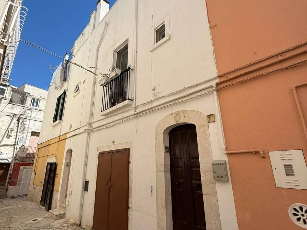 casa indipendente in vendita a Gioia del Colle