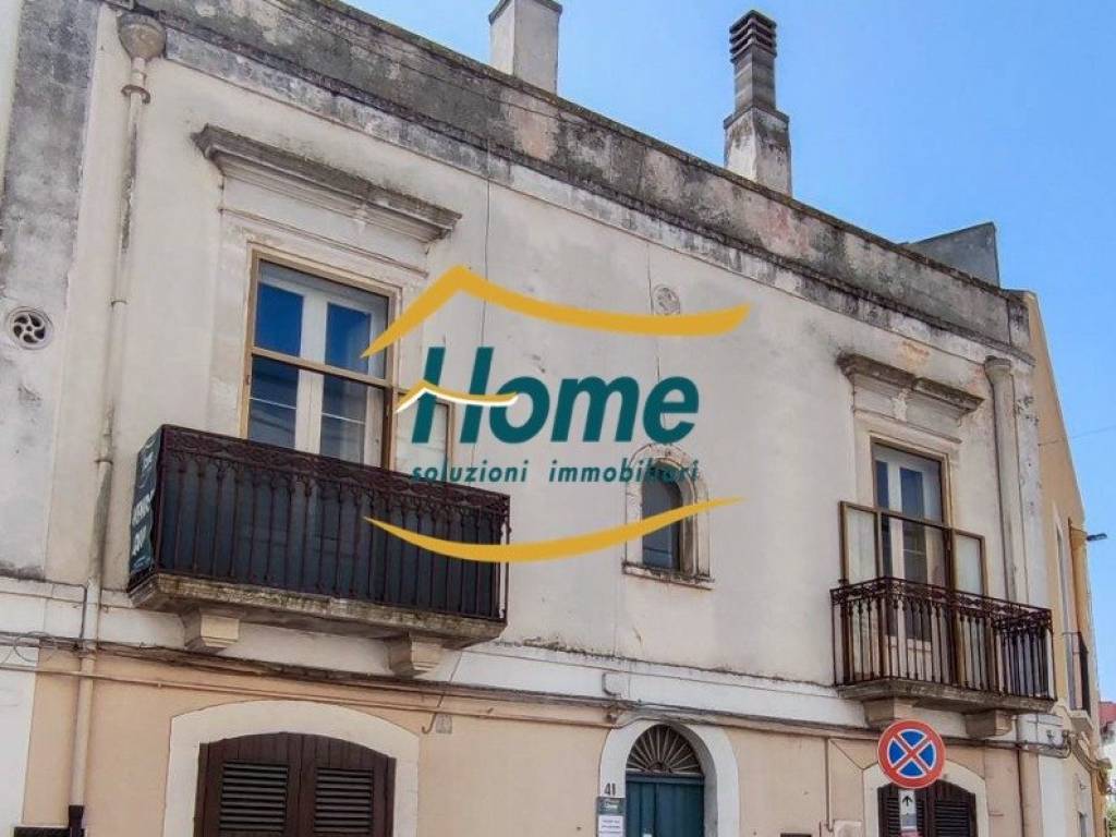 casa indipendente in vendita a Gioia del Colle