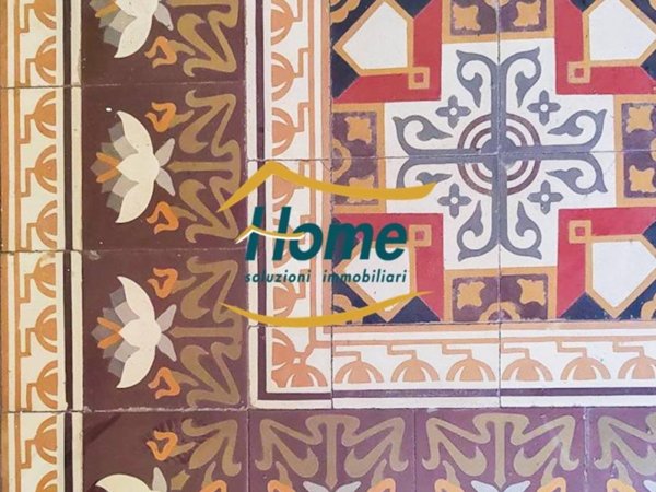 casa indipendente in vendita a Gioia del Colle