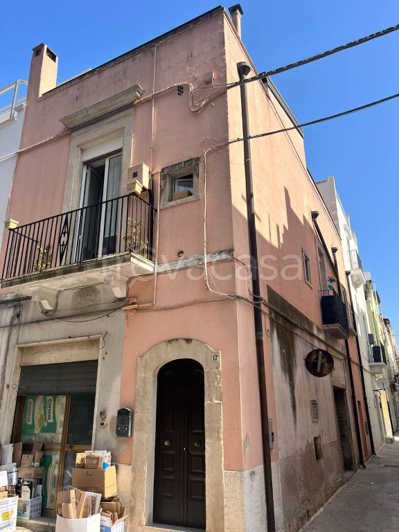 casa indipendente in vendita a Gioia del Colle
