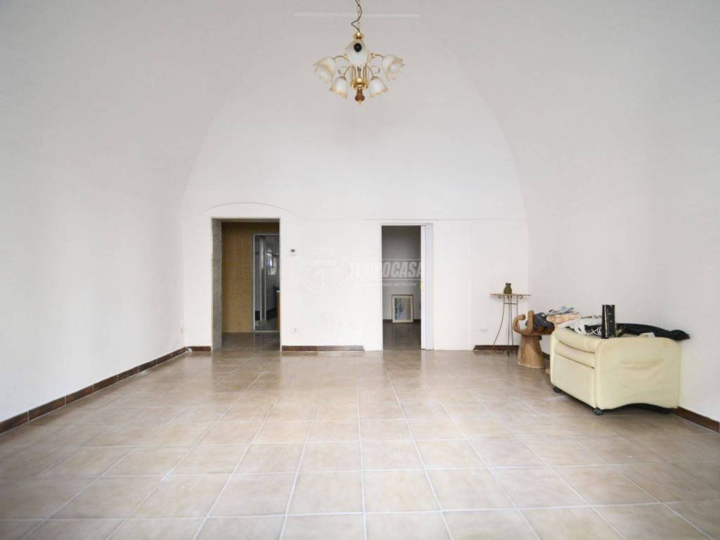 casa indipendente in vendita a Gioia del Colle