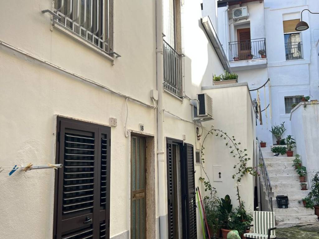 casa indipendente in vendita a Gioia del Colle