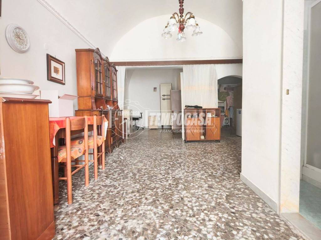 casa indipendente in vendita a Gioia del Colle
