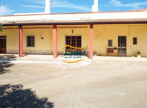 casale in vendita a Gioia del Colle