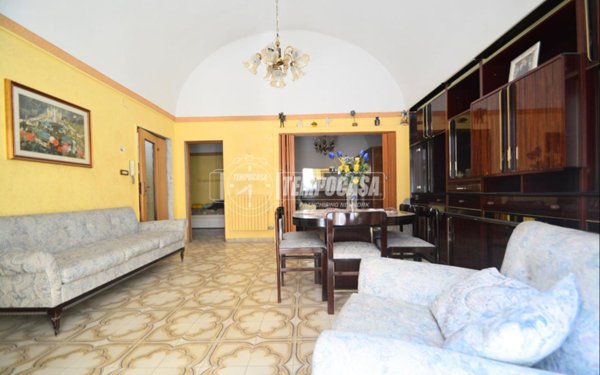 casa indipendente in vendita a Gioia del Colle