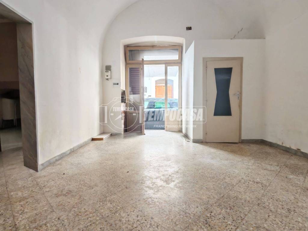 casa indipendente in vendita a Gioia del Colle