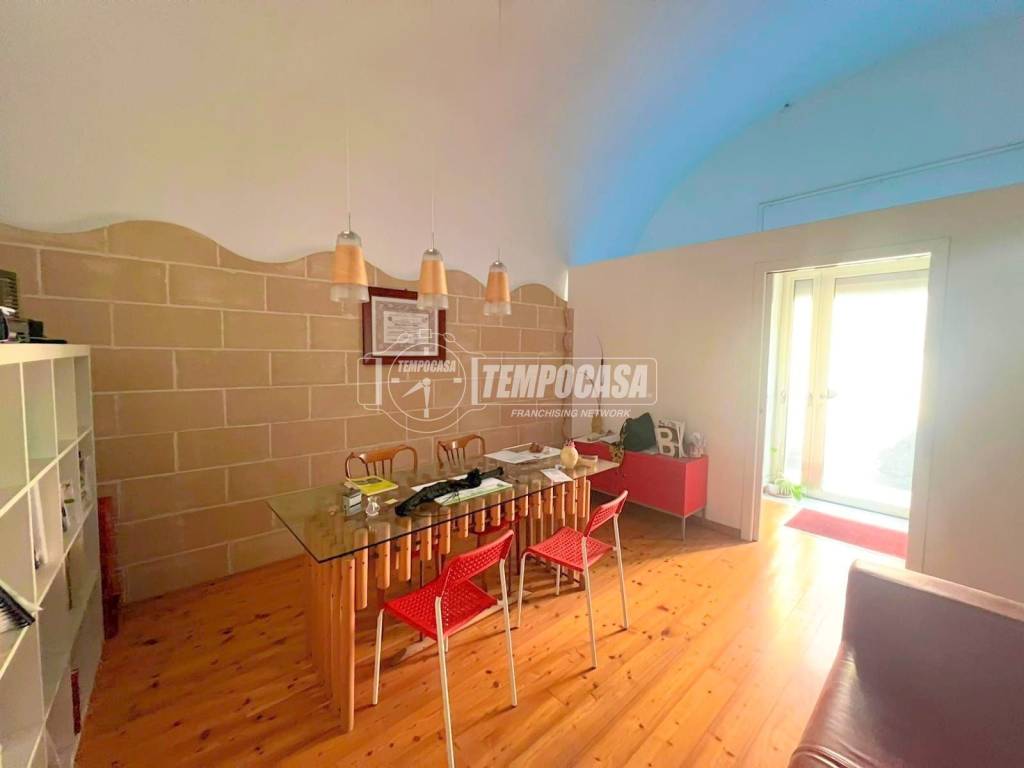 casa indipendente in vendita a Gioia del Colle