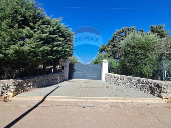 casa indipendente in vendita a Gioia del Colle