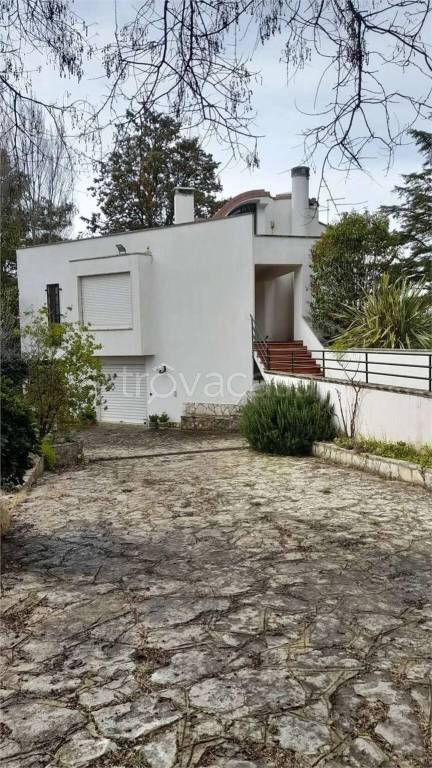 casa indipendente in vendita a Gioia del Colle
