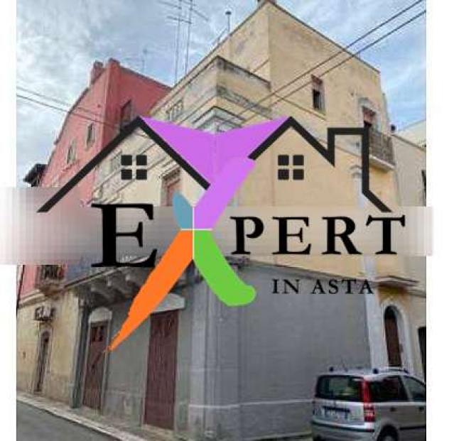 casa indipendente in vendita a Gioia del Colle