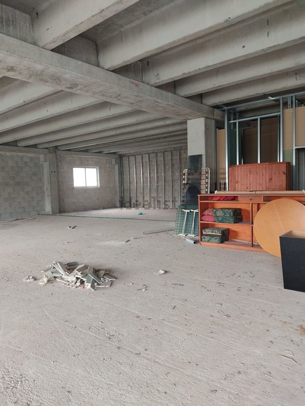 locale commerciale in vendita a Gioia del Colle