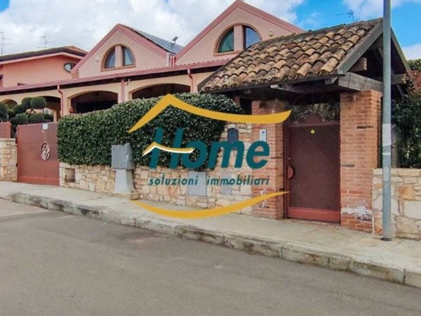 casa indipendente in vendita a Gioia del Colle