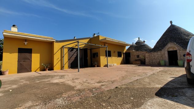 casa indipendente in vendita a Gioia del Colle
