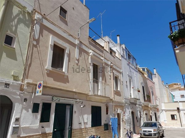 casa indipendente in vendita a Gioia del Colle