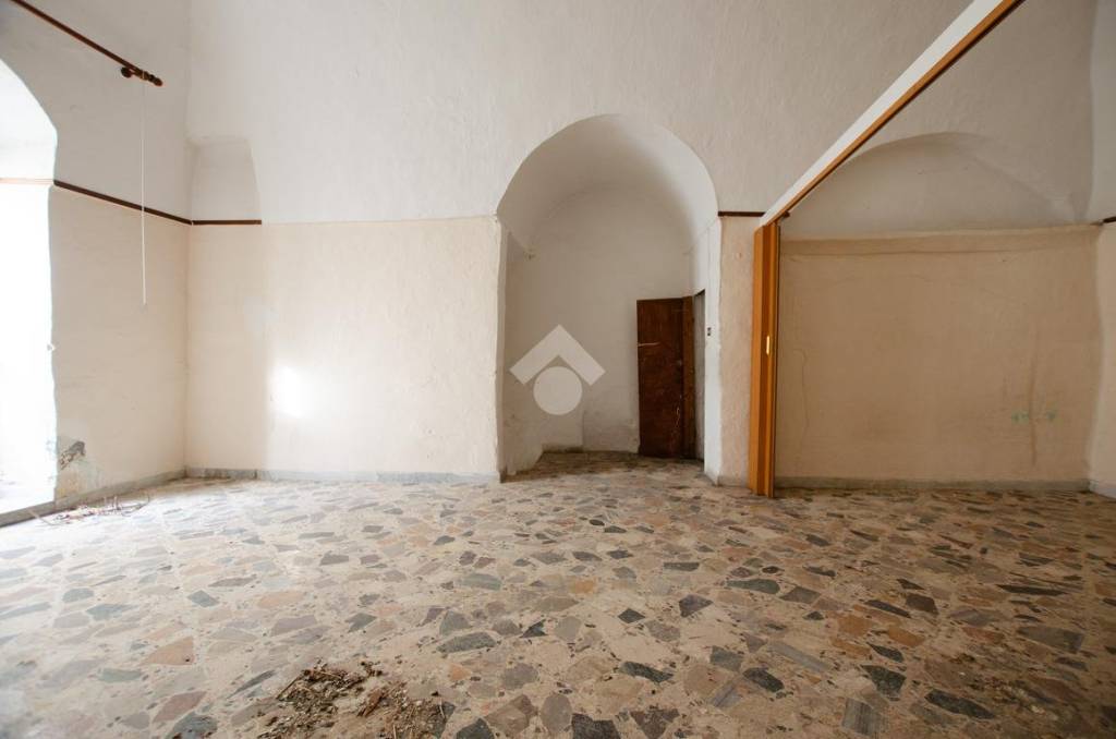 casa indipendente in vendita a Gioia del Colle