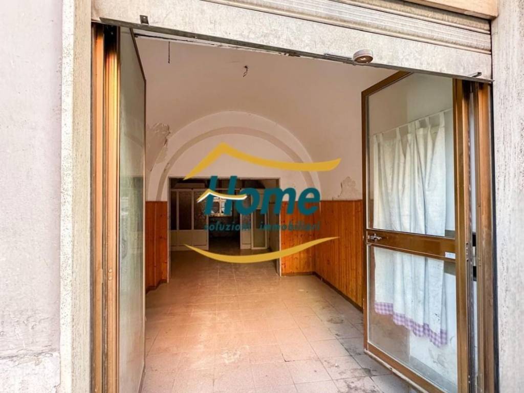 casa indipendente in vendita a Gioia del Colle