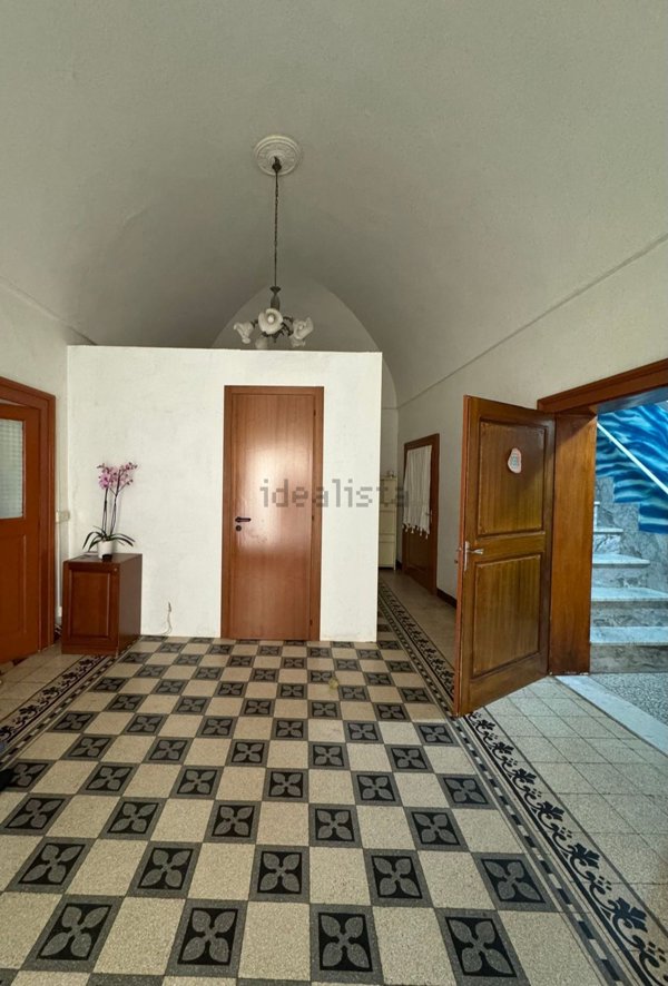 casa indipendente in vendita a Gioia del Colle