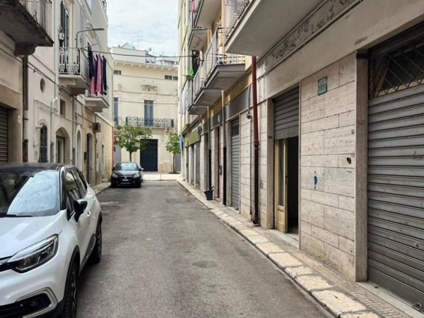 negozio in vendita a Gioia del Colle