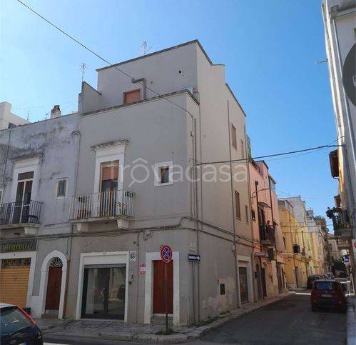 casa indipendente in vendita a Gioia del Colle