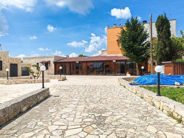 casa indipendente in vendita a Gioia del Colle